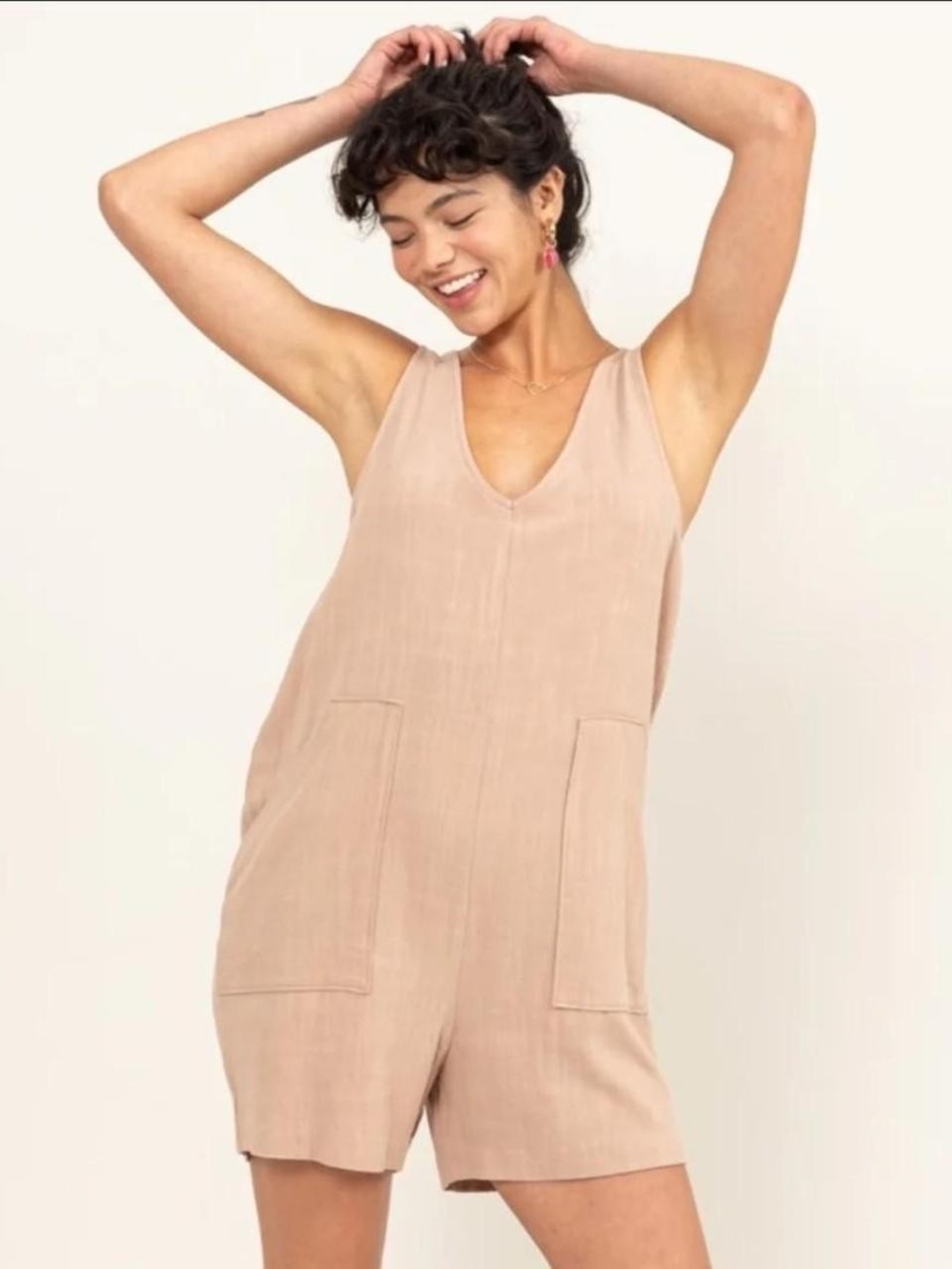Double Zero Linen Blend Romper Beige Pocketed V Neck Sleeveless NIP Medium
